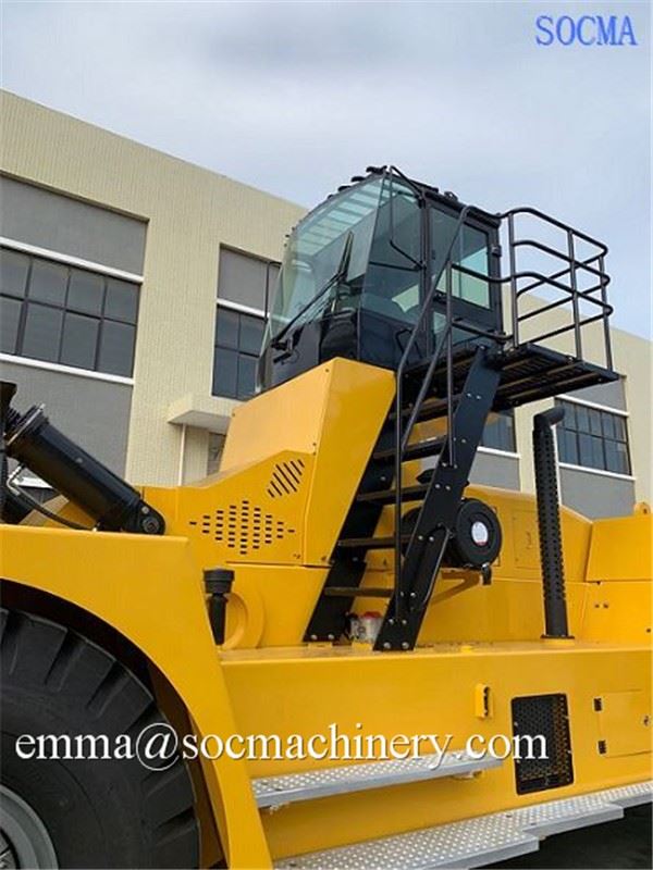 45 ton 9.2m lifting mast container forklift truck5
